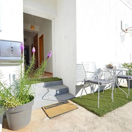 Beautiful 1-Bed Apartment Kristijan Zadar Exterior photo